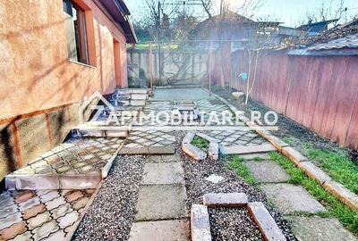 Casă individuală cu 3 camere cu Canalizare în Mureșeni - 1
