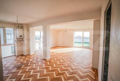 Apartament cu 3 camere decomandat în Unirii