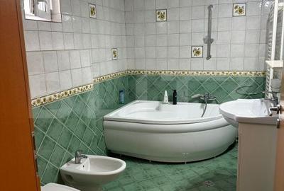 Apartament cu 5 camere în Stupini - 8