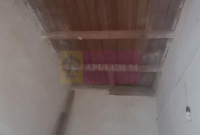 Casă individuală cu 4 camere cu Canalizare în Central - 18