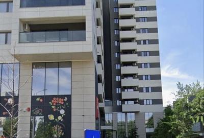 Spațiu comercial, de 1,300 mp, în Central