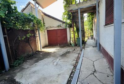 Casă individuală cu 8 camere cu Teren 739 Mp în Mehala - 15