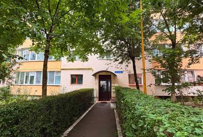 Apartament cu 3 camere decomandat în Astra - 6