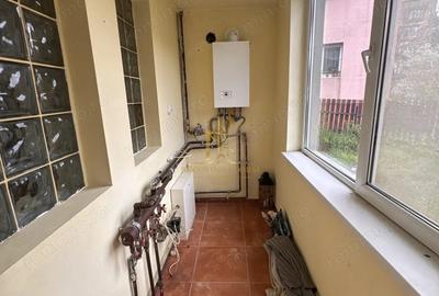 Casă cu 3 camere cu Teren 337 Mp în Central