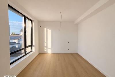 Casă cu 4 camere cu Teren 189 Mp în Central