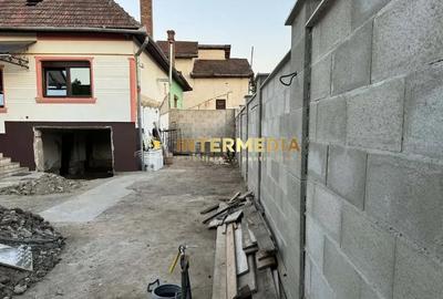 Casă individuală cu 4 camere cu Canalizare în Central - 4