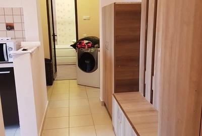 Apartament cu 2 camere decomandat în Carpați 2
