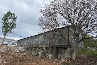Spațiu comercial, de 216 mp, în Central - 4