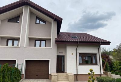 Casă cu 5 camere cu Teren 500 Mp în Mărăcineni - 10