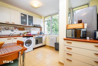 Apartament cu 3 camere în Aviatorilor