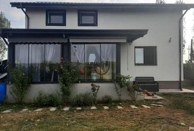 Casă cu 4 camere cu Teren 500 Mp în Găneasa - 2