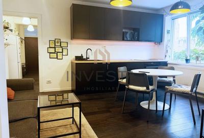 Apartament cu 3 camere semidecomandat, mobilat în Central - 3