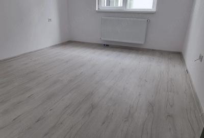 Apartament cu 3 camere decomandat în Central - 2