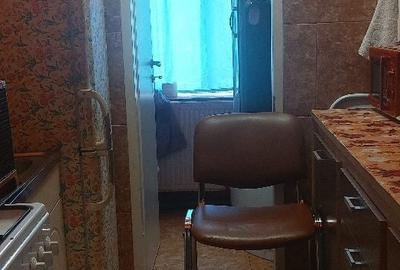 Garsonieră decomandată în Central - 7