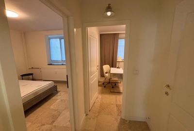 Apartament cu 3 camere decomandat, mobilat în Titan