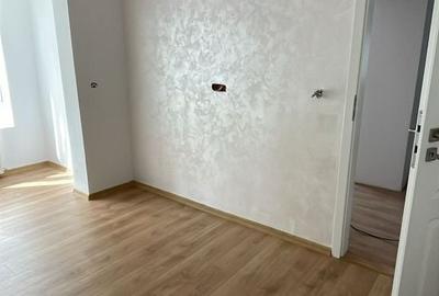 Apartament cu 3 camere decomandat în Nufărul - 5