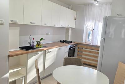 Apartament cu 3 camere decomandat în Dorobanți