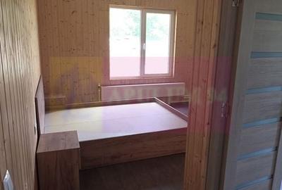 Casă individuală cu 4 camere cu Canalizare în Brebu - 9
