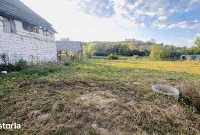 Teren de 1100 mp, în Hidiș