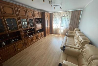Apartament cu 2 camere decomandat în Poarta 6 - 7