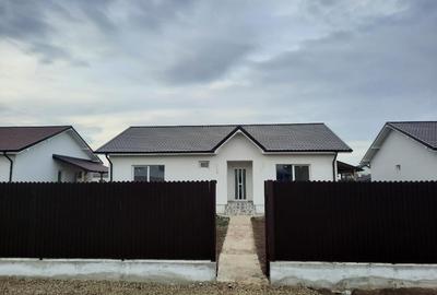 Casă individuală cu 4 camere cu Teren 490 Mp în Săbăreni - 3