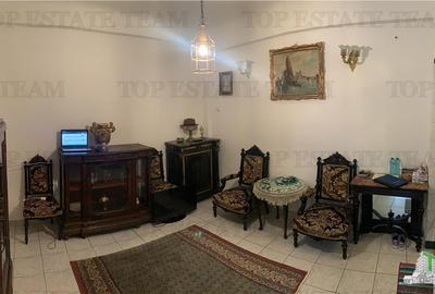 Apartament cu 4 camere semidecomandat în Universitate - 1