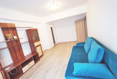 Apartament cu 2 camere decomandat în P-ța Unirii