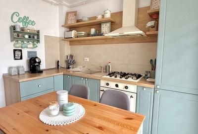 Apartament cu 2 camere decomandat în Central