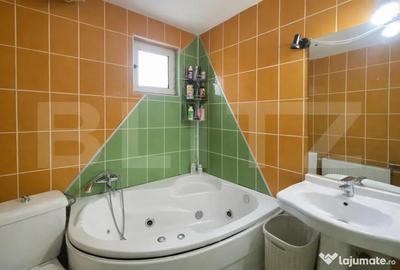 Apartament cu 3 camere semidecomandat, mobilat în Rovine - 1