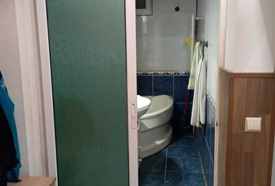 Apartament cu 2 camere decomandat în Exterior Vest