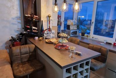 Apartament cu 3 camere decomandat în Popoveni - 2