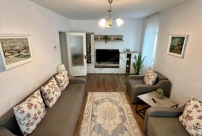Apartament cu 3 camere decomandat în Cug