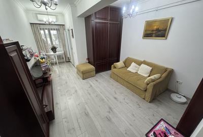 Apartament cu 2 camere semidecomandat, mobilat în Km 4-5