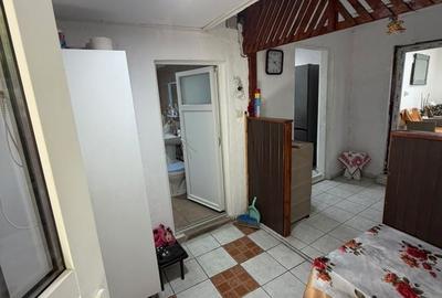 Casă cu 2 camere în Central