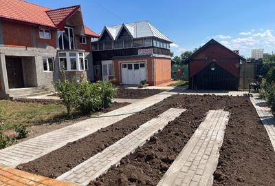 Casă cu 5 camere cu Teren 1200 Mp în Lisa - 3