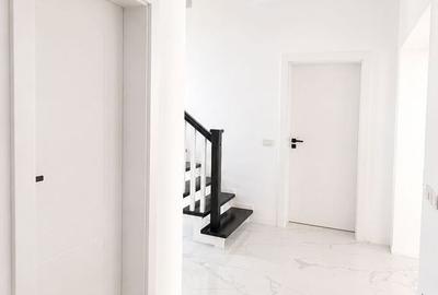 Casă cu 4 camere în Utvin - 4