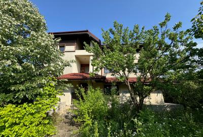 Casă cu 11 camere cu Canalizare în Brănești - 41