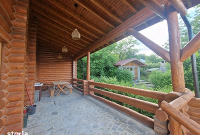 Casă cu 5 camere cu Teren 980 Mp în Central - 1