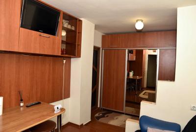 Apartament cu 2 camere semidecomandat în Exterior Vest - 2