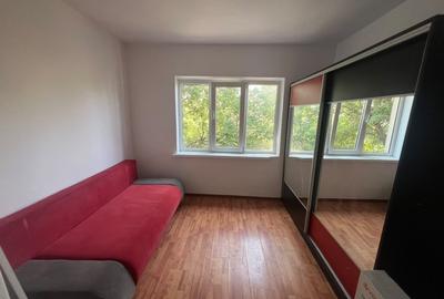 Garsonieră decomandată, mobilată în Gării