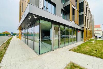 Spațiu comercial, de 103 mp, în Central - 1