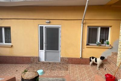 Casă cu 4 camere în E3 - 4