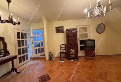 Casă individuală cu 8 camere cu Canalizare în Elisabetin - 9