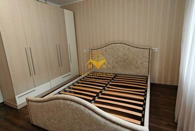 Apartament cu 3 camere decomandat, mobilat în Zorilor