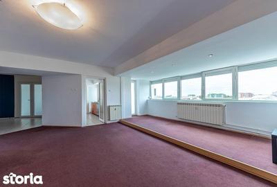 Apartament cu 4 camere, mobilat în Centrul Civic - 3
