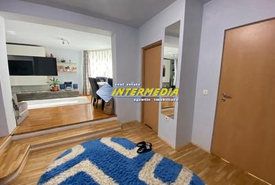 Casă individuală cu 5 camere cu Teren 350 Mp în Cetate - 2