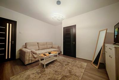 Apartament cu 2 camere semidecomandat, mobilat în Unirii