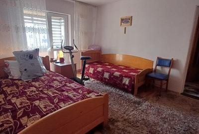 Apartament cu 2 camere semidecomandat, mobilat în Dacia - 1