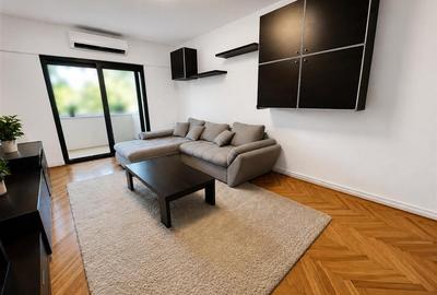 Apartament cu 3 camere decomandat, mobilat în Central - 1