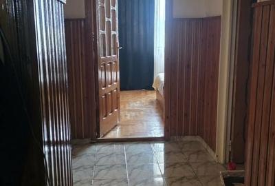 Apartament cu 2 camere decomandat în 9 Mai - 4